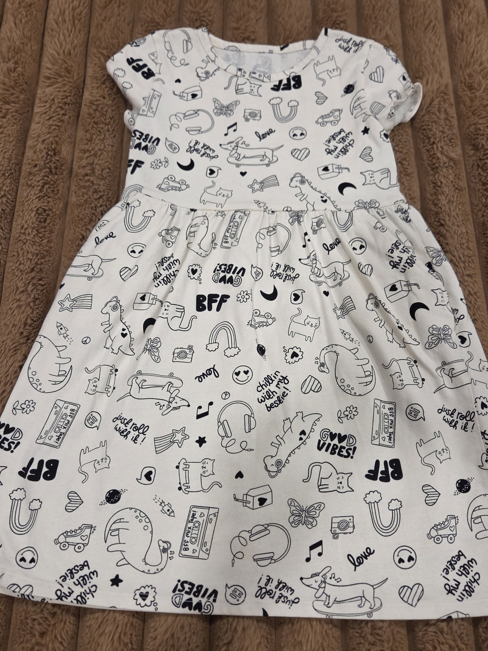 Wonder Nation Girls Small 6X Fit & Flare Cartoon Print White Short Sleeve Dress